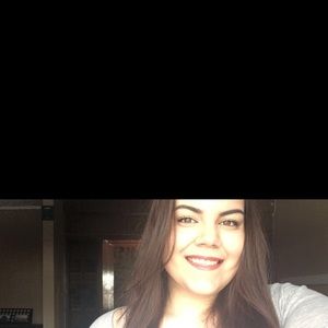 Meet your Posher, Michaela